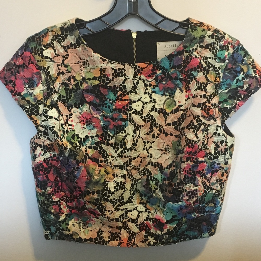 Nicole Miller Artelier Lace Crop Top